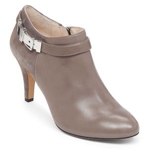 Vince Camuto | Gray Vanny Ankle Bootie size 8.5